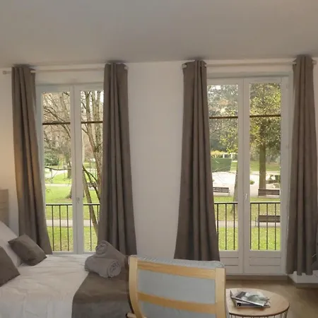 Cosy Hyper Centre Avec Balcon Et Wifi - Fr-1-555-106 アパート エクスレバン